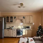 Apartment на пагорбі Mykulychyn