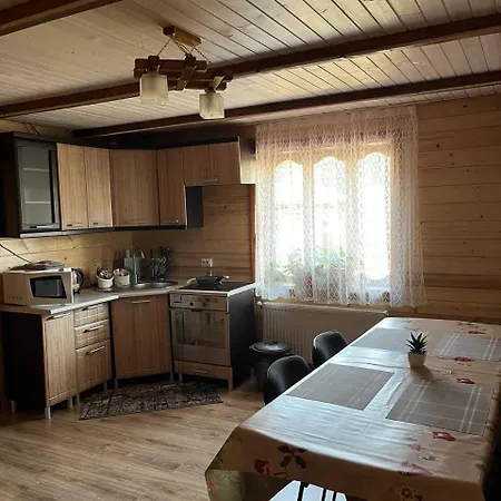 Apartment на пагорбі *